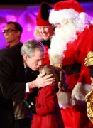 威尼斯人网站：朴素地迎接夫妇二人在白宫的最后一个圣诞节