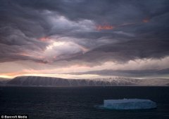 威尼斯人网站：格陵兰岛天空现“末世景象” 如电影画面(图)